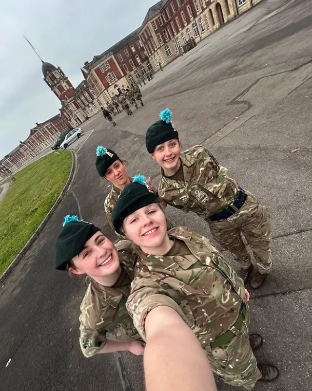Queen's UOTC field exercise